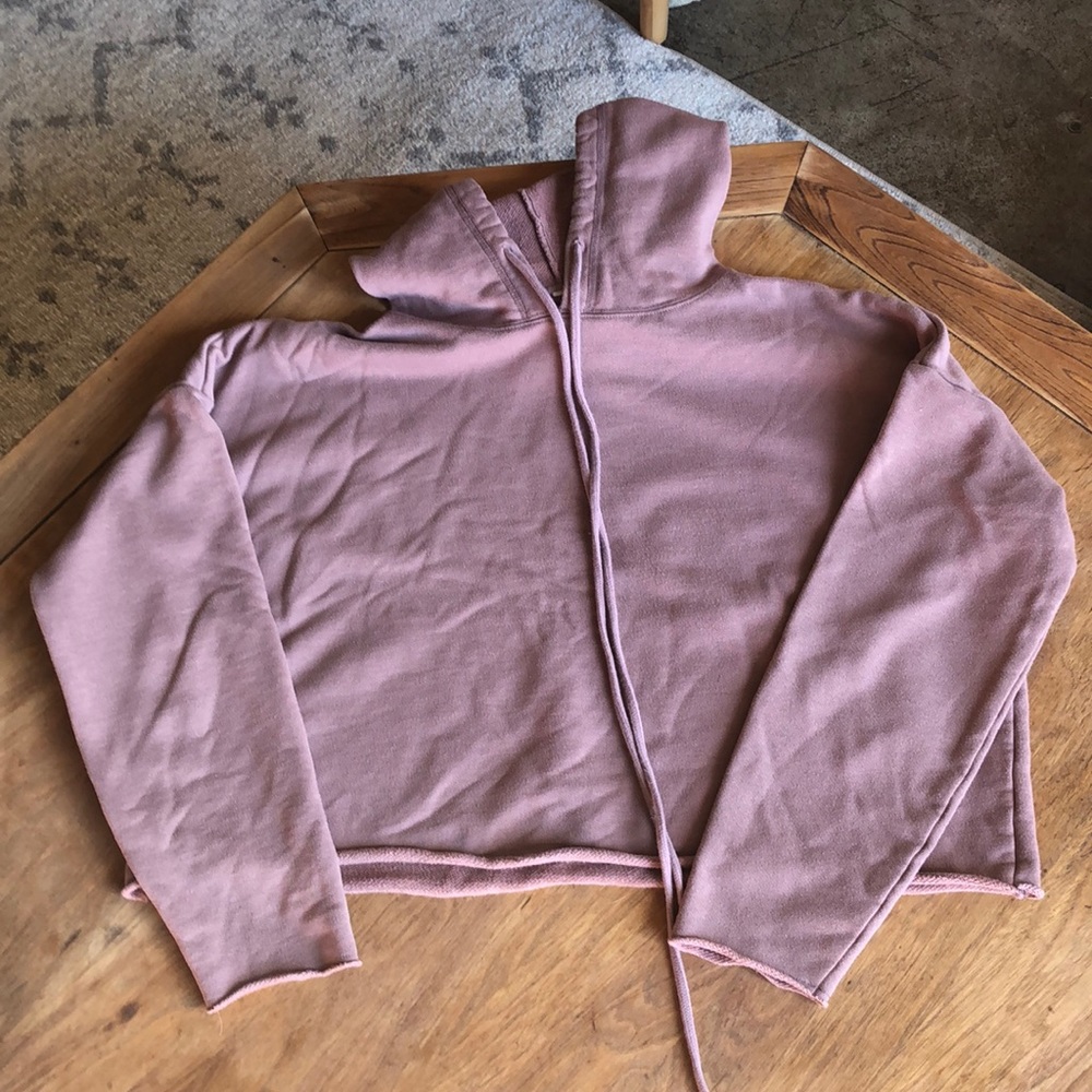 ALO yoga Box Crop Hoodie